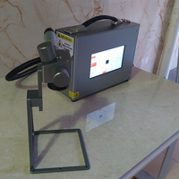 Machine de marquage et de nettoyage au laser à fibre portative professionnelle neuve, prix d'usine, puissance 20W pour la pierre, facile à utiliser, personnalisable