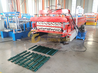 Machine de formage à froid de tôles de toiture trapézoïdales ondulées en zinc double couche IBR 1200 mm avec pompe à moteur pour la fabrication de tuiles Tr4-Tr6