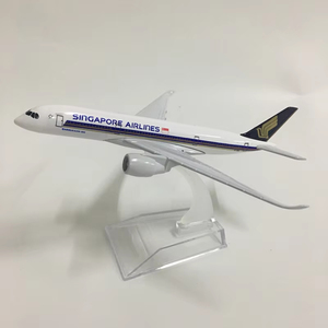 Modèle d'avion en métal moulé sous pression <span class=keywords><strong>Airbus</strong></span> <span class=keywords><strong>A350</strong></span>-900 de Singapore Airlines de 16 cm avec support - Product Image 6