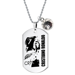 Collier Messi en acier inoxydable <span class=keywords><strong>Pendentif</strong></span> étoile de football à la mode avec chaîne à maillons en forme de coeur pour les fans de football Collection de cadeaux d'accessoires - Product Image 2
