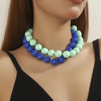 Collier de perles en plastique coloré de style bohème vintage, plaqué or 18 carats, fait main, noué, avec pendentif, pour femme