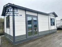 Maison conteneur modulaire préfabriquée en acier galvanisé ZN, avec panneaux sandwich isolés, pour hôtel, salon mobile ou dortoir.