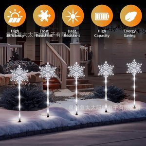 Lumières solaires en forme de flocon de neige, 5 pièces, LED blanches, décoration de jardin extérieure pour Noël, étanches IP65, contrôle par minuterie - Product Image 4