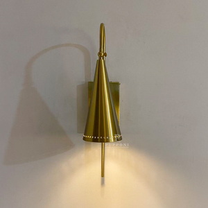 Lámpara de pared con pantalla cónica de latón, diseño de brazo oscilante curvo para dormitorio, mesita de noche, lectura, hotel, villa, aplique de interior. - Product Image 4