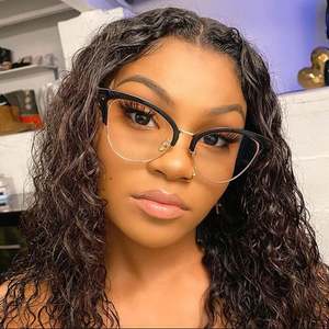 Montures de lunettes anti-lumière bleue pour femmes, style œil de chat, demi-montures, personnalisables avec logo, tendance et très vendues - Product Image 2