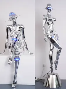 ホテルモダンリビングルームショッピングモールSFロボット電気メッキ彫刻装飾展示ホールバー床アート装飾