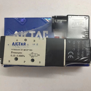 全新原装Airtac 4V21006B <span class=keywords><strong>2</strong></span>位5路DC24V内部先导式电磁阀 - Product Image 4
