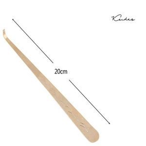 Nouvel outil d'extinction de bougie en acier inoxydable avec motifs gravés, pour bougies de fêtes - Product Image 1