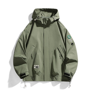 Veste homme 2025 printemps-automne nouvelle collection tendance coupe ample style utilitaire coupe-vent imperméable à capuche pour l'alpinisme – Vente flash - Product Image 1