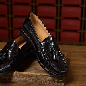 Mocassins en cuir véritable à pampilles style italien pour homme, chaussures de cérémonie à enfiler à bout rond pour mariage et conduite - Product Image 4