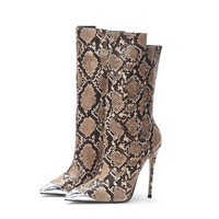 Bottines à talons aiguilles pour femmes, imprimé serpent, bout pointu, embout métallique, mi-mollet, bottes de soirée