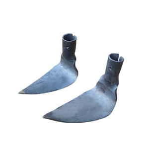 Zappa Professionale Taisyfo YH-42 per Agricoltori, Lama in Acciaio Forgiato ad Alta Durezza, Manico in Legno Argentato, Angolo Triangolare Affilato - Product Image 3