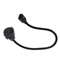Câble adaptateur IEC C14 vers Schuko CEE 7/4 pour centres de données, serveurs et équipements informatiques