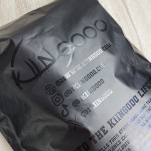 Enveloppes d'expédition en polyéthylène noir avec logo imprimé UV brillant personnalisé, emballage pour vêtements, livraison par courrier, sac d'expédition pour boutique en ligne - Product Image 3