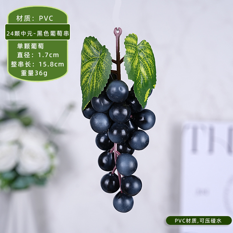 24 grappes de raisin noir