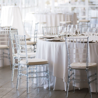 Chaises Chiavari empilables en résine plastique transparente pour événements commerciaux, mariages, extérieur, intérieur, hôtels, vente en gros
