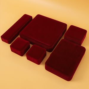 Boîte à bijoux en velours rouge bordeaux pour collier, bracelet, boucles d'oreilles, bague, emballage cadeau personnalisé avec logo, vente en gros d'usine - Product Image 6