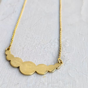 Collar con colgante bohemio de cadena de latón dorado liso en forma de círculo, collar unisex para uso diario - Product Image 1