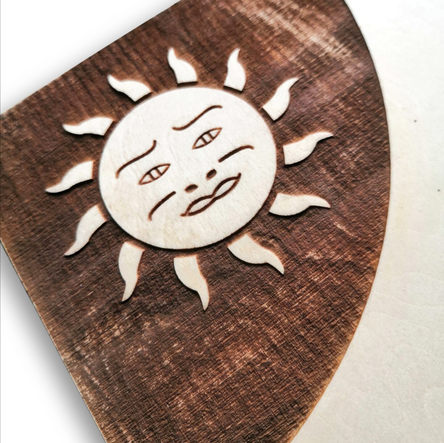 Tablero de péndulo de rebanada de madera con estrellas Diseño de D Tablero de péndulo de rebanada de madera con estrellas Diseño de D