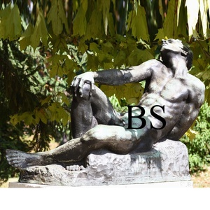 Escultura de Metal de Hombre Acostado, Estatua de Bronce de Tamaño Real para Decoración de Exteriores, en Venta - Product Image 5
