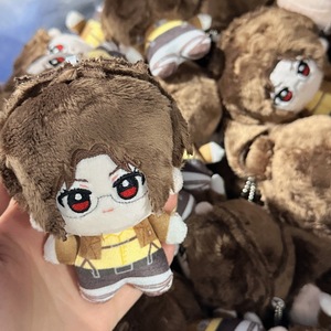 Peluche Nunu de 10 cm, personnage d'Attack on <span class=keywords><strong>Titan</strong></span>, figurine en peluche, ornement suspendu, porte-clés brodé en peluche - Product Image 4