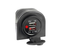 Chargeur USB universel pour voiture avec boîtier de protection 12V 24V vers 5V 3.1A Ports de charge pour voiture camion marine camping-car