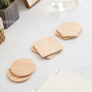 Posavasos de madera maciza, redondos, cuadrados, hexagonales, aislantes del calor, para tazas de café y té, para uso en escritorio. - Product Image 3