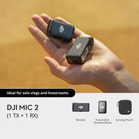 Microfono Wireless Clip-On DJI MIC2 1RX+1TX con 14 Ore di Registrazione Interna, Design Magnetico per Creazione di Contenuti in Solitaria