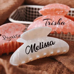 Pinzas de Pelo con Letras Personalizadas Uionen, Pinzas de Pelo con Alfabeto Personalizadas, Accesorios para el Cabello, Regalo para Damas de Honor de Festivales - Product Image 1