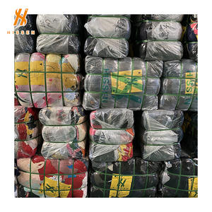 Ropa de segunda mano de fábrica, Vestido de manga corta, falda, pantalones, chaleco con <span class=keywords><strong>tirantes</strong></span>, camiseta, ropa usada, fardos de ropa, stock de ropa - Product Image 4