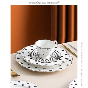 Service <span class=keywords><strong>de</strong></span> table en céramique nordique <span class=keywords><strong>de</strong></span> la série Polka Dot - Product Image 2