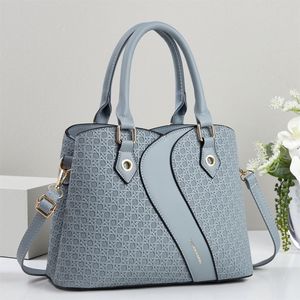 <b>Large</b> Capacity Fashion Tote Bag Ladies New Casual Women Bag With Doll Single Shoulder Bag - Product Image 2