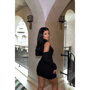 Minivestido Negro Básico Versátil de Alta Viscosa Elegante con Cuello Cuadrado, Sin Tirantes, Translúcido, con Aberturas Laterales, para Fiestas Diurnas, Eventos Formales, Talla XS - Product Image 1