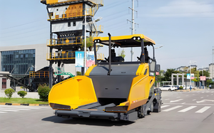 Paveuse d'asphalte industrielle haute densité RP1355HD, largeur de pavage maximale 13,5 m, épaisseur de couche 550 mm, robuste, pour autoroutes - Product Image 6