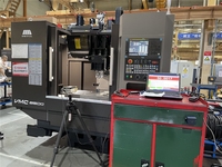 VMC640 mini centre d'usinage cnc 5 axes centre d'usinage pour le travail des métaux