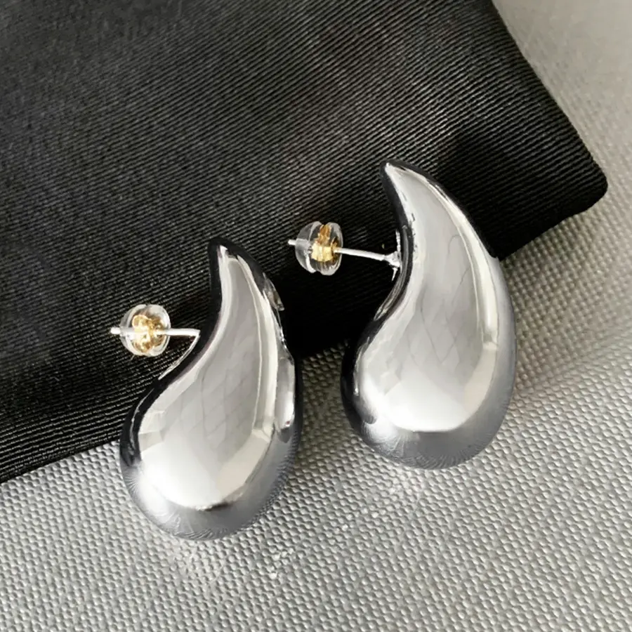 Nouvelle mode conception Simple goutte d'eau Vintage géométrique boucles d'oreilles pour les femmes à la mode couleur or JH-001 de mode