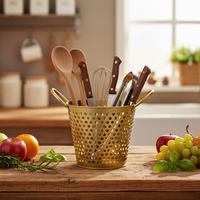 Panier de rangement moderne en fer perforé doré avec poignées, écologique et polyvalent, pour ustensiles de cuisine, couverts et baguettes - Grande Vente