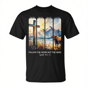 Sigue la Palabra, no el rebaño, camiseta cristiana con diseño de Isaías 8:11-13 Faith Design - Product Image 2