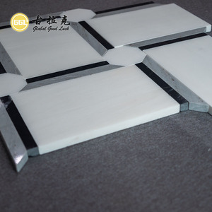 Mosaico de Mármol Blanco de Thassos con Borde Negro, Patrón Cuadrado para Pared Decorativa de Sala de Meditación - Product Image 5