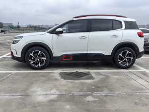 Citroën <span class=keywords><strong>C5</strong></span> <span class=keywords><strong>Aircross</strong></span> 1.6T Turbo SUV d'<span class=keywords><strong>occasion</strong></span> 2017, 6AT FWD <span class=keywords><strong>Automatique</strong></span> 5 places, Toit ouvrant, Édition Luxe, Voiture familiale - Product Image 4