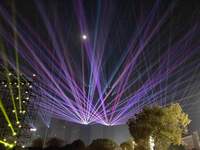 Lumière laser d'animation RGB 60 watts pour extérieur, projecteur de texte céleste, lumière laser 60W pour la publicité des monuments urbains, les événements, les spectacles