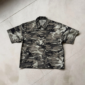 Fabricant de chemises personnalisées pour pompiers, chemises à manches courtes streetwear camouflage avec boucle mousqueton - Product Image 3