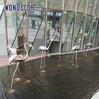 Merveilles vente chaude en acier inoxydable Flamingo Statues Jardin Fontaine D'eau Sculpture