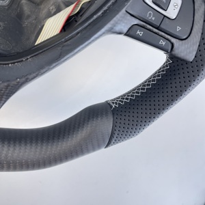 Volant en fibre de carbone mate personnalisé avec LED, idéal pour Volkswagen VW <span class=keywords><strong>Golf</strong></span> <span class=keywords><strong>7</strong></span> Jetta MK7 Polo Tiguan 2014-2018 - Product Image 3