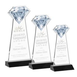 Trofeo de Cristal Transparente Noble Diamond <span class=keywords><strong>Vanguard</strong></span> Award con Base Negra y Logotipo Grabado para Reconocimiento de Innovación Corporativa - Product Image 1