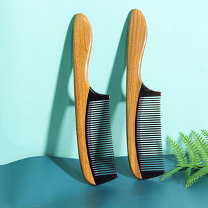 Peine de madera hecho a mano con cuerno de vaca de 15-20 cm para el cuidado del cabello, para la población en general - Product Image 1
