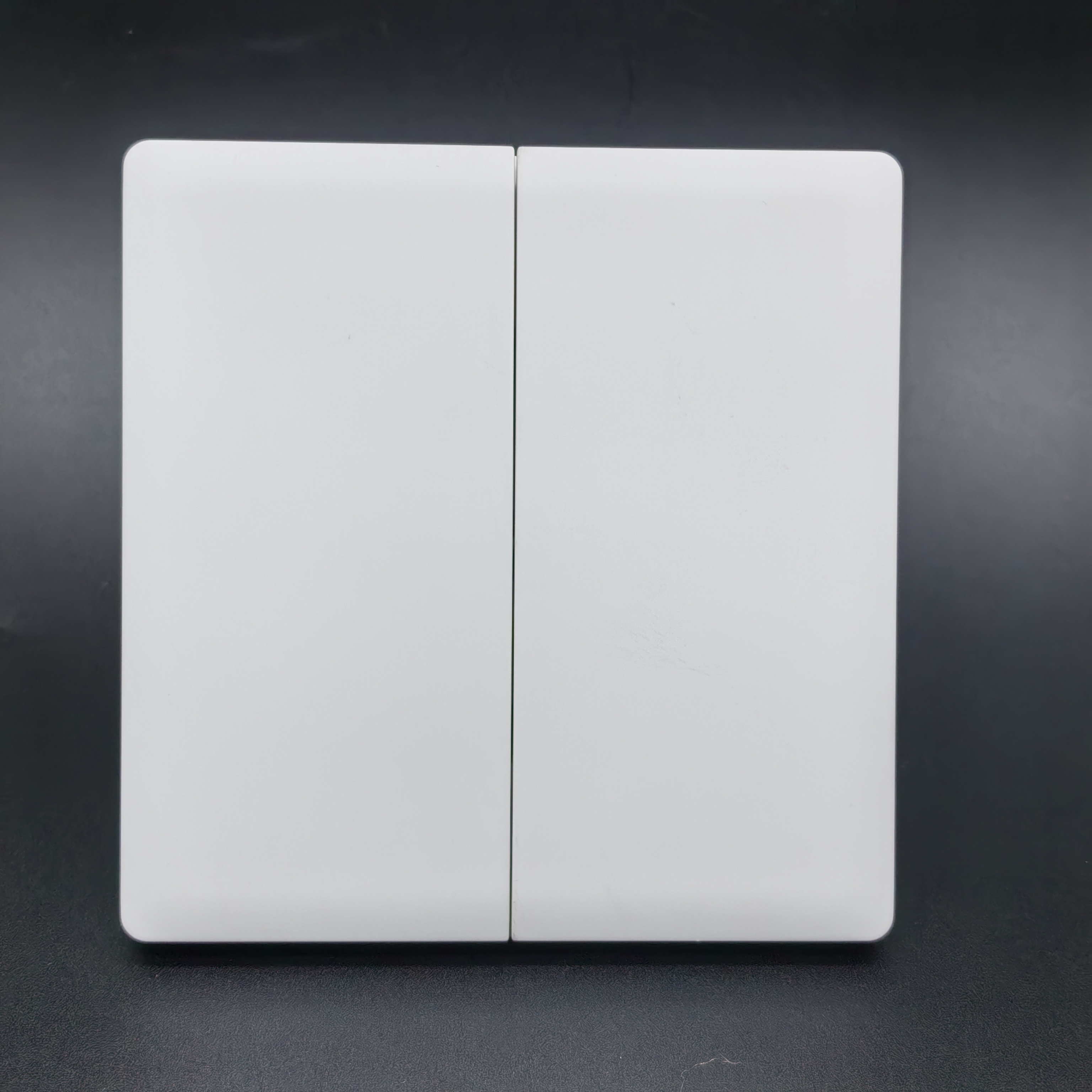 Wholesale Customized British 250V 13A UK Standard Wall Switch 15A Universal Socket Light 1 Gang 2 Way Wall Switch
