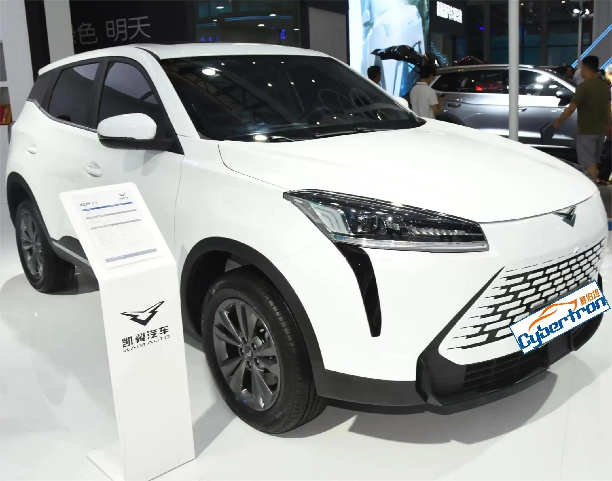 2024 ขวาไดรฟ์ KAIYI X3 Pro รถยนต์ไฟฟ้าบริสุทธิ์ 401KM Fast Charge 5 ประตู 5 ที่นั่ง SUV ที่ดีที่สุดราคา 0KM รถใหม่มือสอง
