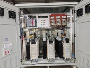 Regulador de Voltaje Automático AVR de 380V/415V Trifásico Ajustable de 800KVA 1000KVA - Product Image 5