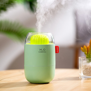 เครื่องเพิ่มความชื้นในอากาศ H2O รุ่นมินิ แบบพกพา ใช้พอร์ต USB สร้างละอองเย็นด้วยคลื่นอัลตราโซนิก เหมาะสำหรับใช้ในบ้าน สำนักงาน ห้องนอน พร้อมไฟกลางคืน - Product Image 3